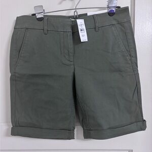 LOFT Women's Green Shorts